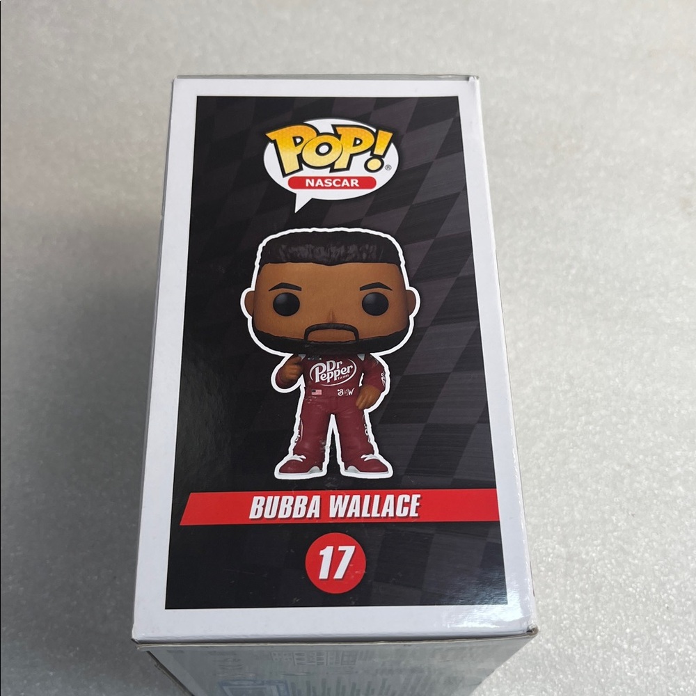 POP NASCAR: Bubba Wallace [Dr. Pepper] Funko Vinyl Figure - Picture 5 of 7